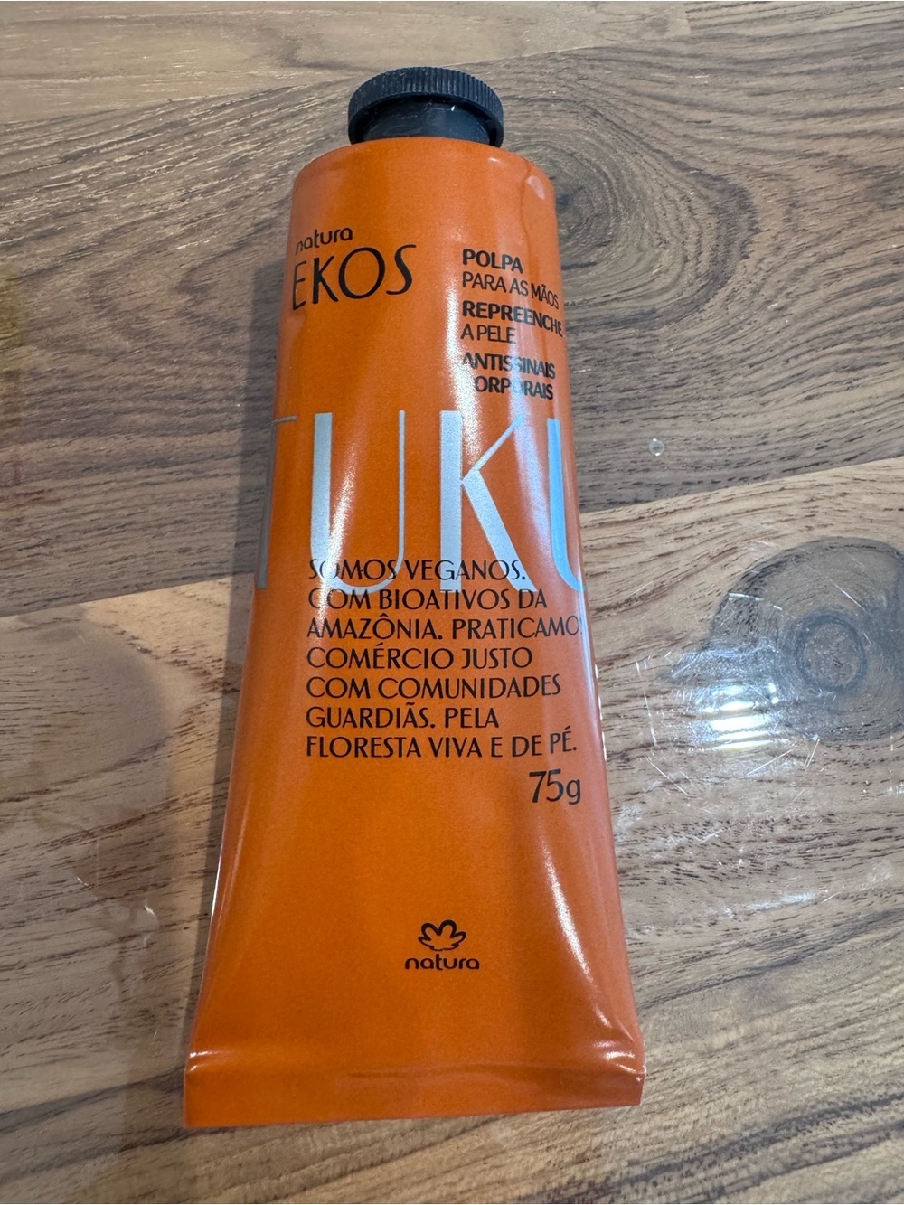 Natura EKOS Tukumã Hand Cream - Vibrant Orange Tube
